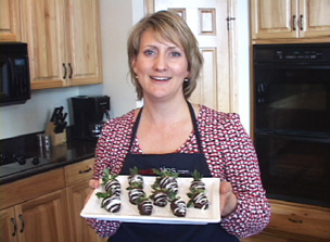 how to make chocolate covered strawberries Video