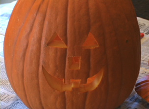 how to carve a pumpkin Video