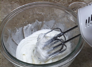 How to Make Powdered Sugar Frosting Video